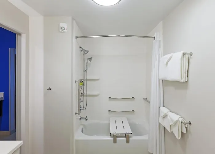 Express & South - Woodland Hills By Ihg Tulsa