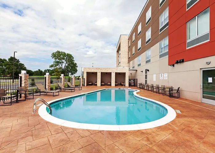 Hotel Express & South - Woodland Hills By Ihg 3*