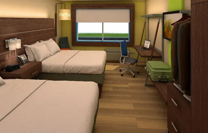 Express & South - Woodland Hills By Ihg 3*