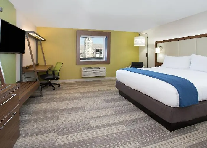Hotel Express & South - Woodland Hills By Ihg